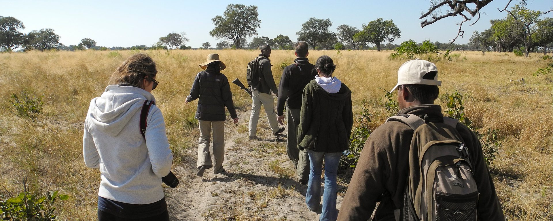 g2a_botswana_getting-in-touch-with-nature-our-walking-safari-2_okavango