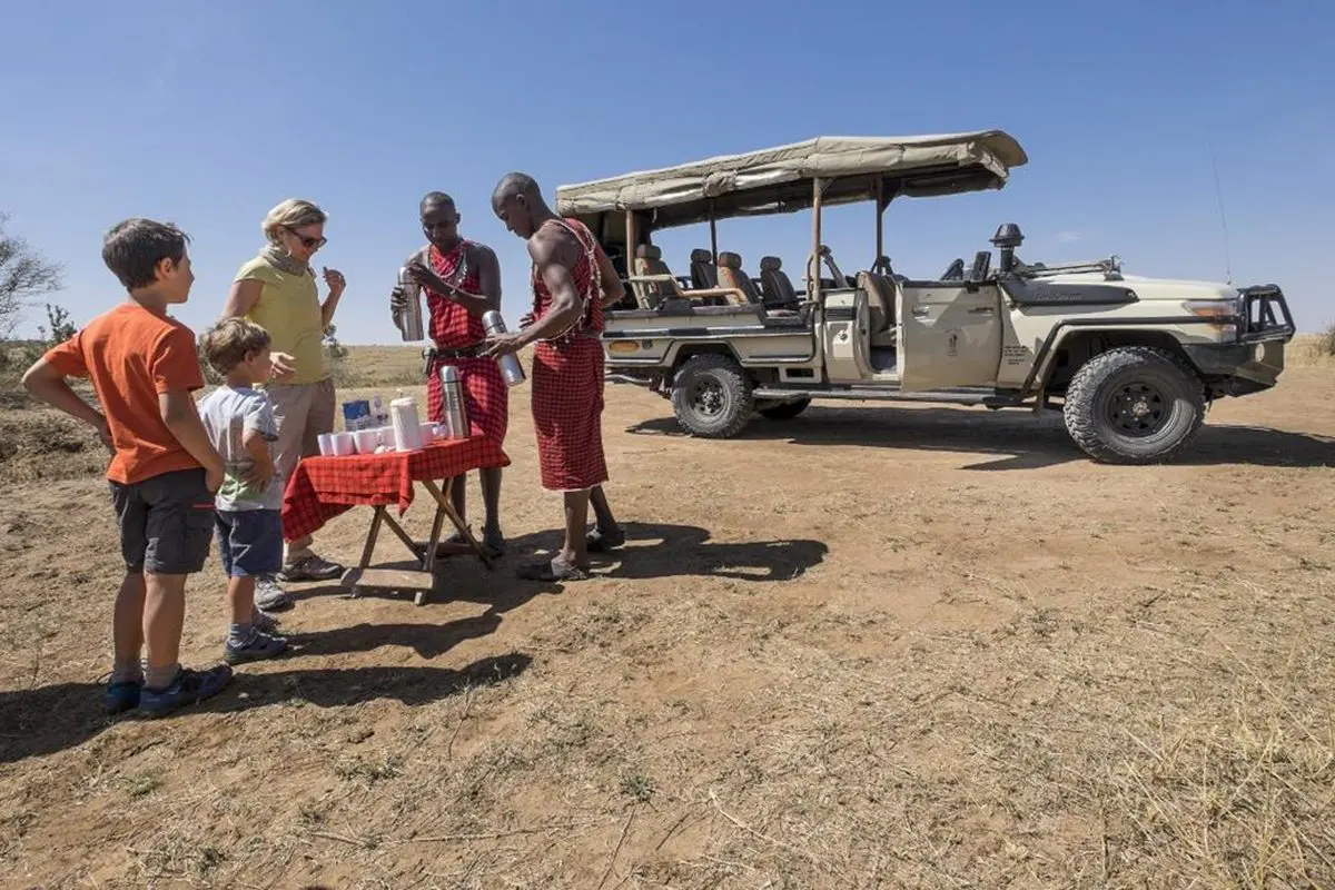 Safari-1_porini-lion-camp