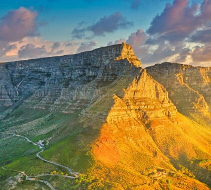 Sunset over Table Mountain in Cape Town, South Africa | Go2Africa