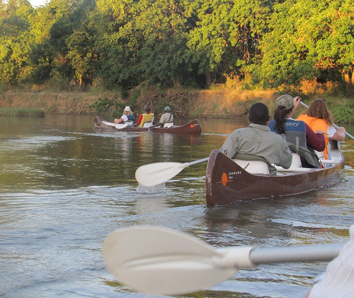 lower-zambezi-canoeing-5