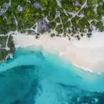 Vista aérea de las increíbles playas de Fanjove.