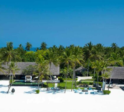 mauritius-vs-seychelles-vs-maldives-which-is-best-banner