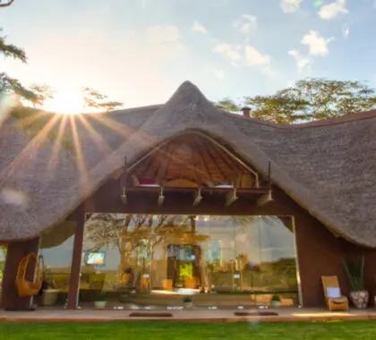 banner-SOLIO-LODGE-Basking-in-the-sunlight