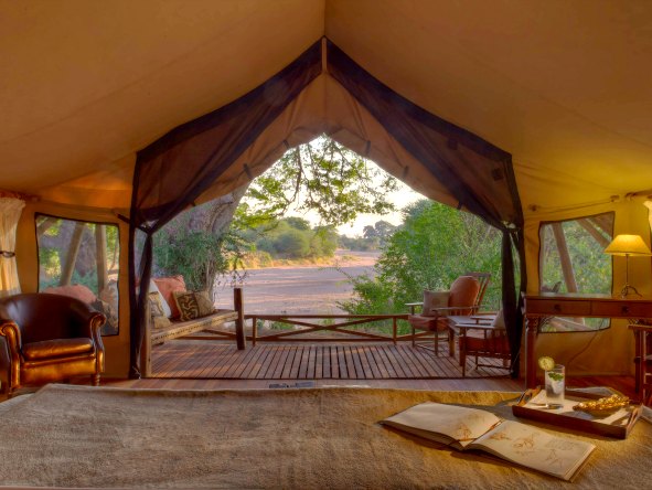 Enjoy staying in comfortably appointed rooms that offer a private haven in the wild at Jongomero.