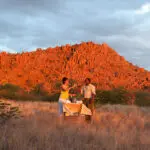 En verano hace mucho calor, pero el paisaje es verde.