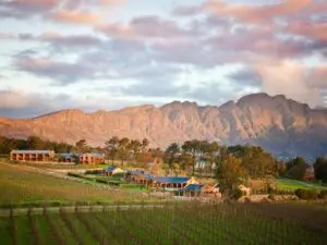 La Residence ist ein opulentes Gästehaus, das im Stil eines französischen Landschlosses gestaltet ist.