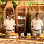 La remota ubicación del lodge no significa que pase hambre: se sirven suntuosas comidas tres veces al día.
