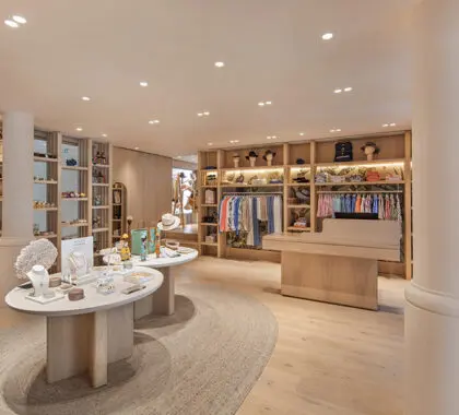 A boutique shop for any trinkets you wish to buy. 