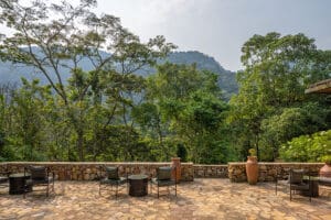 18-bwindi-lodge-common-70