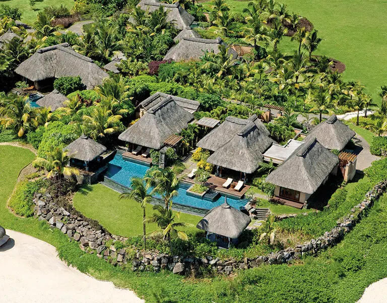 Covering 800 sq metres, the stunning two-bedroom Shanti Villa offers unrivalled space & unsurpassed privacy.