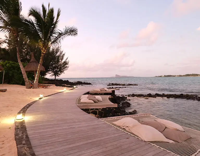 Not short of spots to relax and watch the sun descend. 