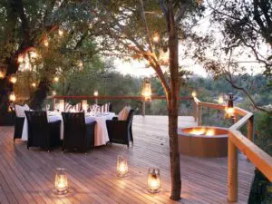 Super-intimate & radiating elegance, Londolozi Pioneer Camp sits in the legendary Sabi Sands Private Reserve.