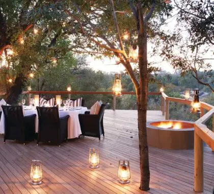 Super-intimate & radiating elegance, Londolozi Pioneer Camp sits in the legendary Sabi Sands Private Reserve.