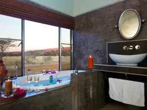 Freshen up in your spacious bathroom before heading out for dinner.