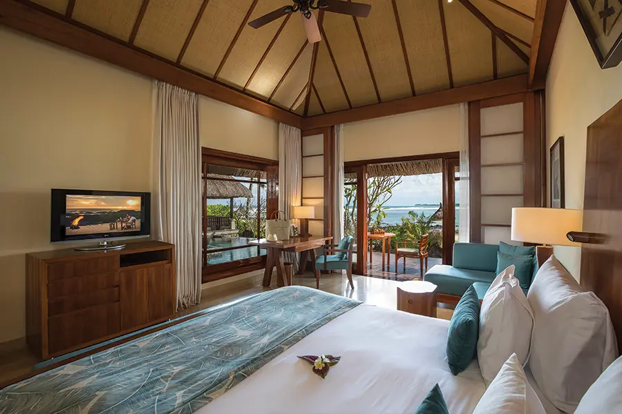 3_shanti-maurice-resort-_-spa_beachfront-suite-pool-villa_03