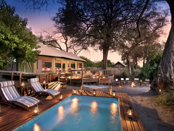 Linyanti Ebony es un hermoso campamento de tiendas, situado con vistas al pantano de Linyanti y lindando con Chobe.