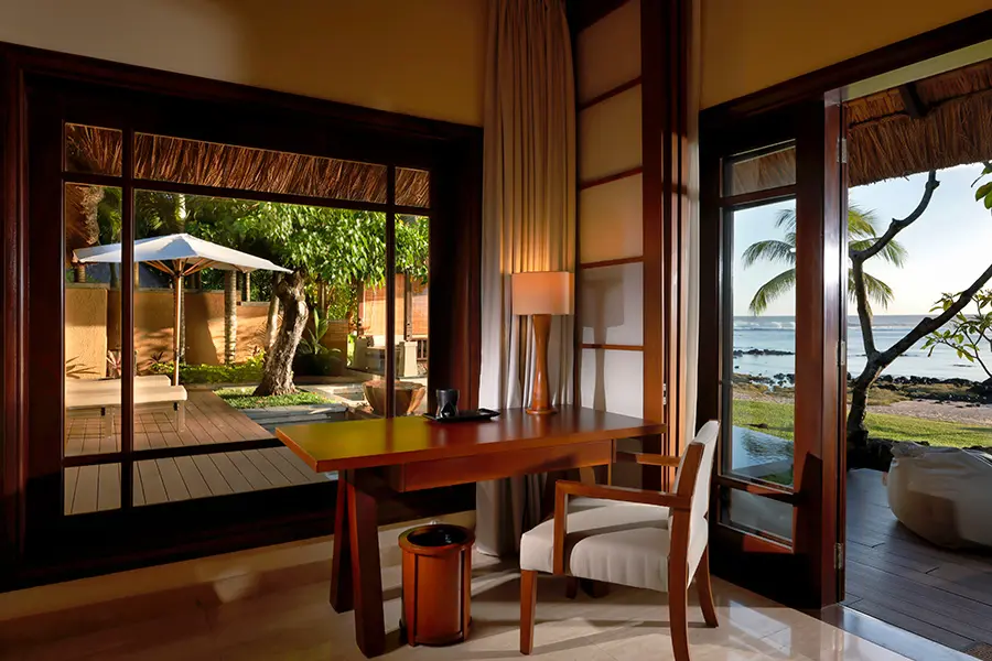 5_shanti-maurice-resort-_-spa_beachfront-suite-pool-villa_01
