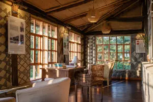 9-virunga-lodge-map-room-ah1i4407