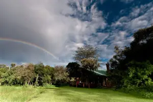 Jardín de Acacia Mara Bush House.