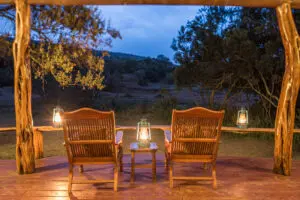 Relájese bajo un manto de estrellas africanas.