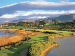Home to spas, gyms & fine restaurants, our recommended golf resorts are sure to appeal to non-golfers too!