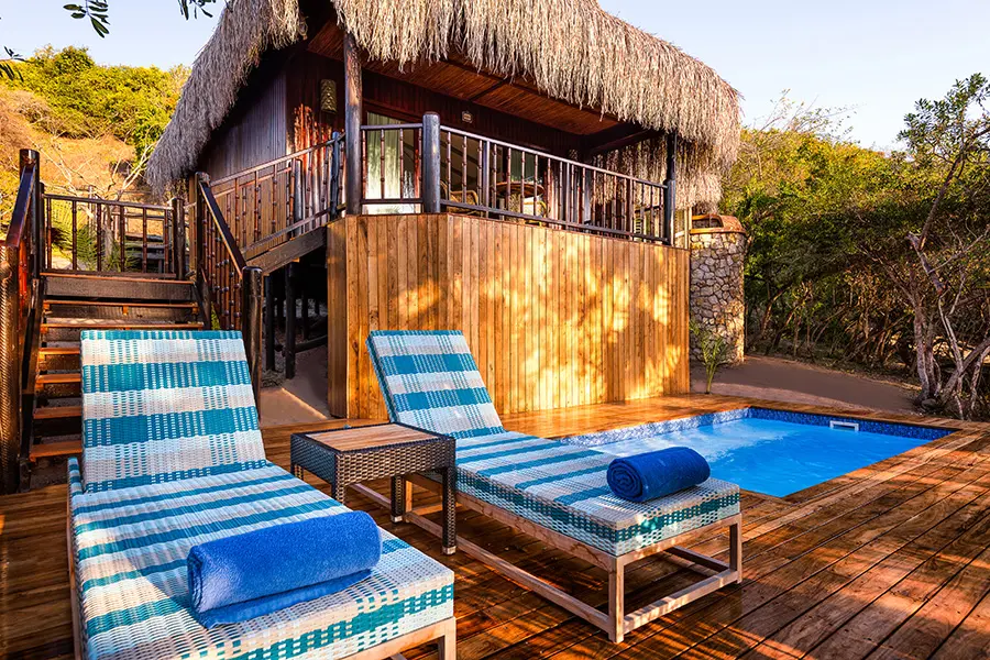 anantara_bazaruto_island_resort_guest_room_beach_pool_villa_exterior_view