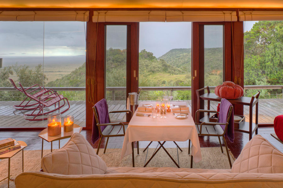 Private dinners may be arranged in your room or outdoors.