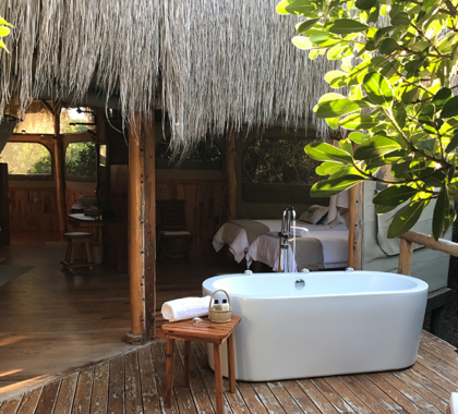 Outdoor bathtub.