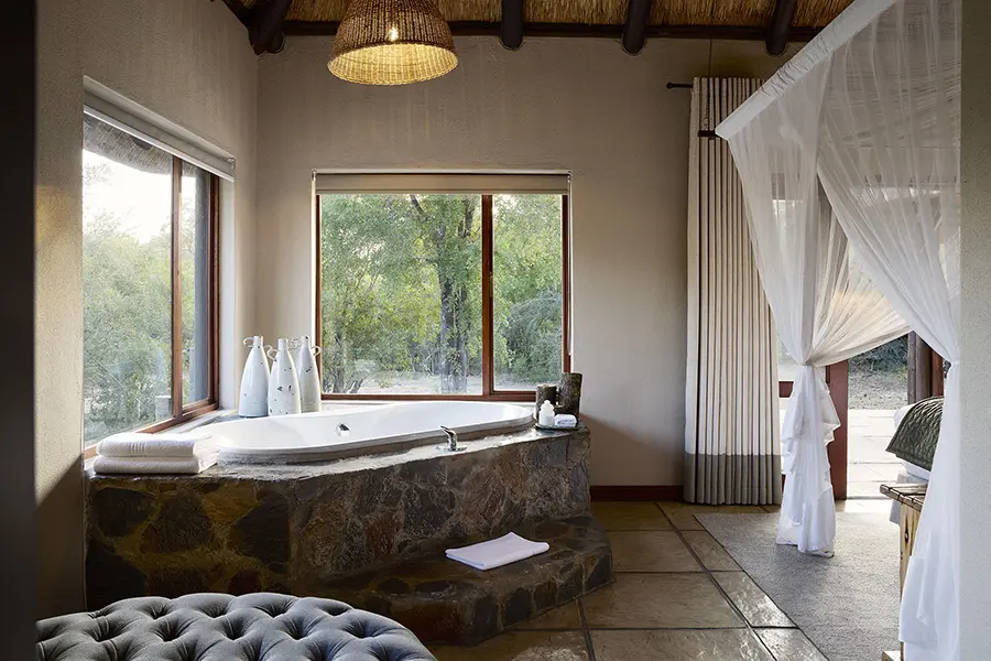 arathusa-safari-lodge-sabi-sands-kruger-sa-bush-facing-suite_1