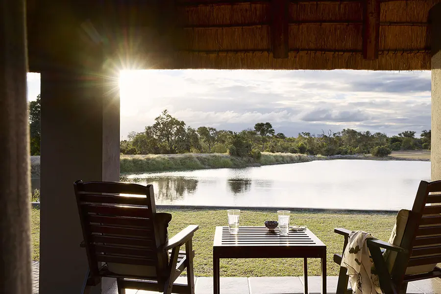 arathusa-safari-lodge-sabi-sands-kruger-sa-waterhole-facing-suite_7