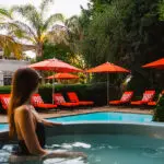 Avondrood sits in a large, secluded garden with private swimming pool & jacuzzi.