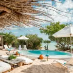El Peri Peri Beach Club de Azura Benguerra le espera. 