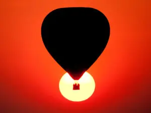 Een vroege start betekent dat je kunt genieten van de meest spectaculaire zonsopgang die je ooit hebt gezien.