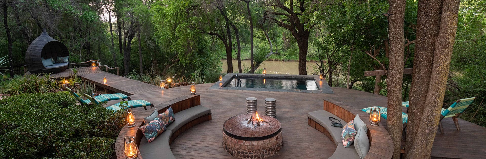 Banner-Jacis-safari-lodge-Deck-(9)