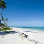 La playa frente al complejo fue nombrada una de las 30 mejores playas insulares del mundo por Conde Nast Traveller.