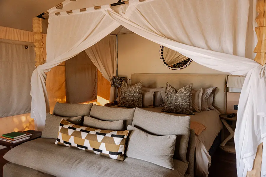 belmond-savute-elephant-lodge-chobe-np-savute-channels-botswana-room-interior2