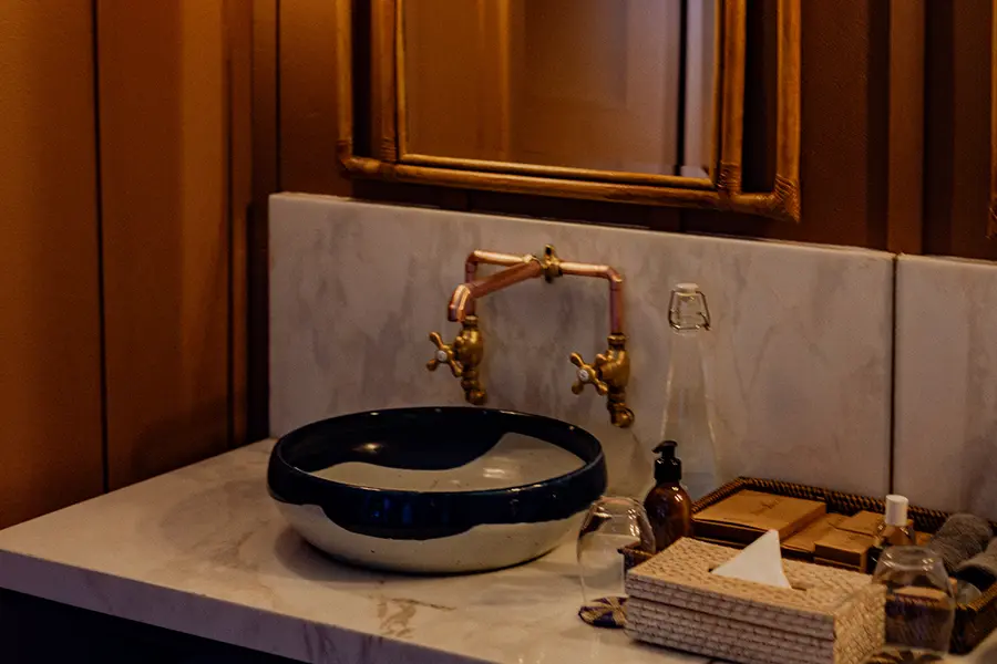 belmond-savute-elephant-lodge-chobe-np-savute-channels-botswana-room-vanity