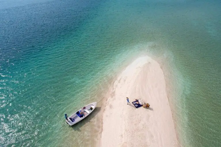 Castaway picnic on Benguerra Island.