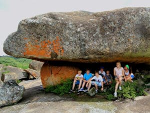 Los carismáticos peñascos de Matobo son irresistibles para los niños, sobre todo el famoso "jardín de las hadas".