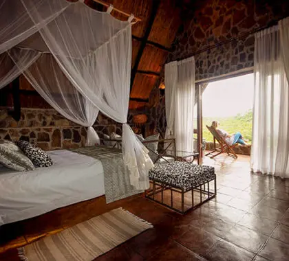 Los recién casados deberían reservar la Suite Ntwane, cuyas puertas dan a una terraza privada con vistas espectaculares.