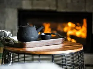 Expect plush comforts from the lodge and enjoy your tea served by the fireplace.
