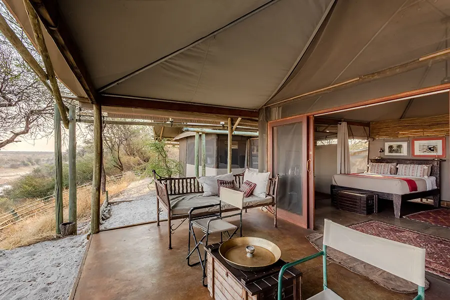 bots_meno-a-kwena_family-tent-verandah-1