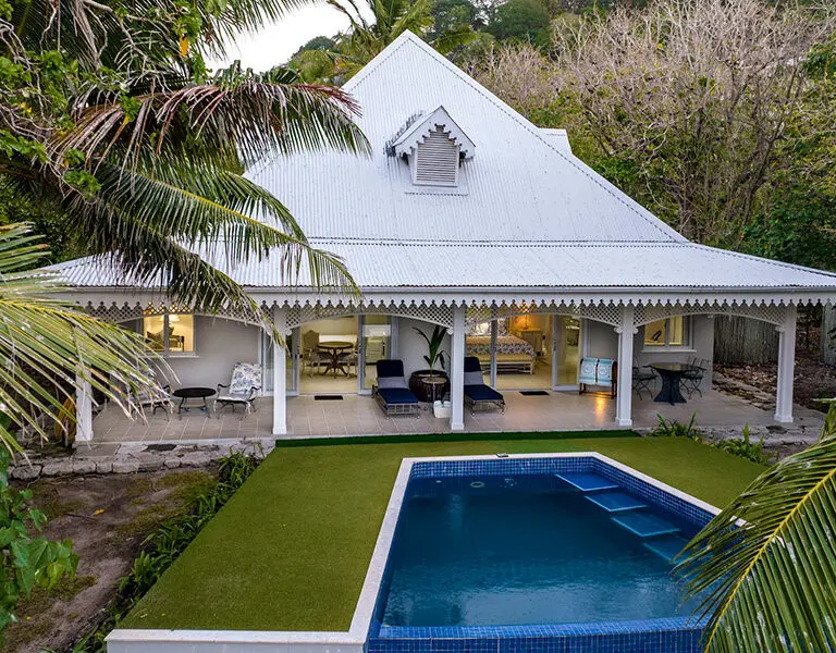 cousine-island-villa-6