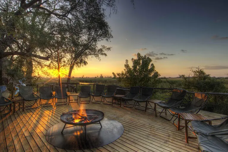 The sun sets over another beautiful day in Moremi.
