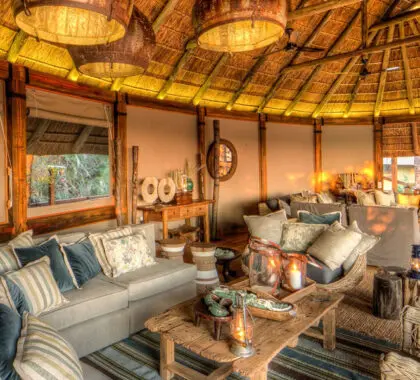 CampOkavango-Interior-Lounge