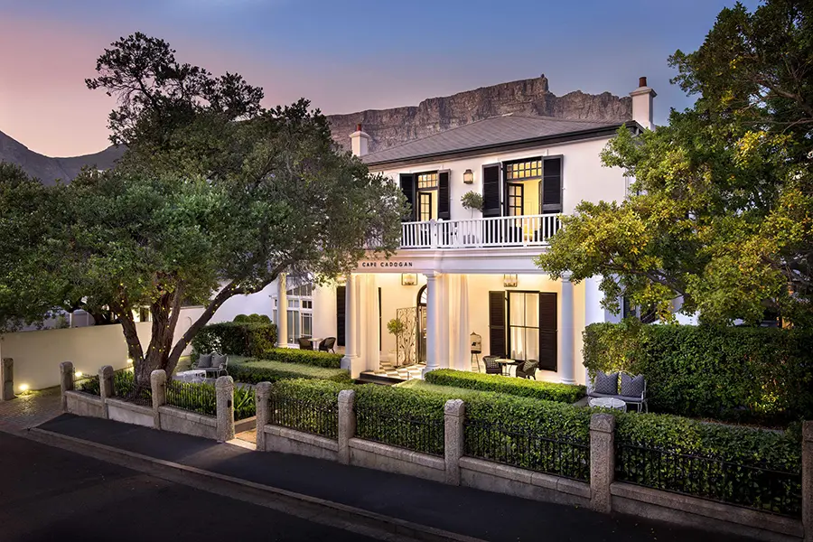 cape-cadogan-street-view-at-sunset