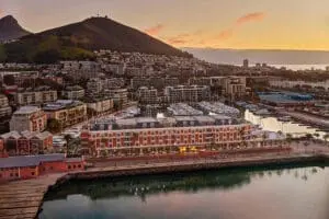 Cape Grace en el corazón del paseo marítimo Victoria & Alfred de Ciudad del Cabo.