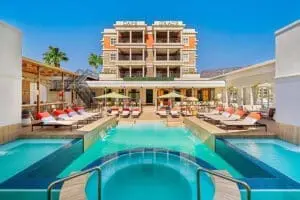 Piscina Cape Grace. 