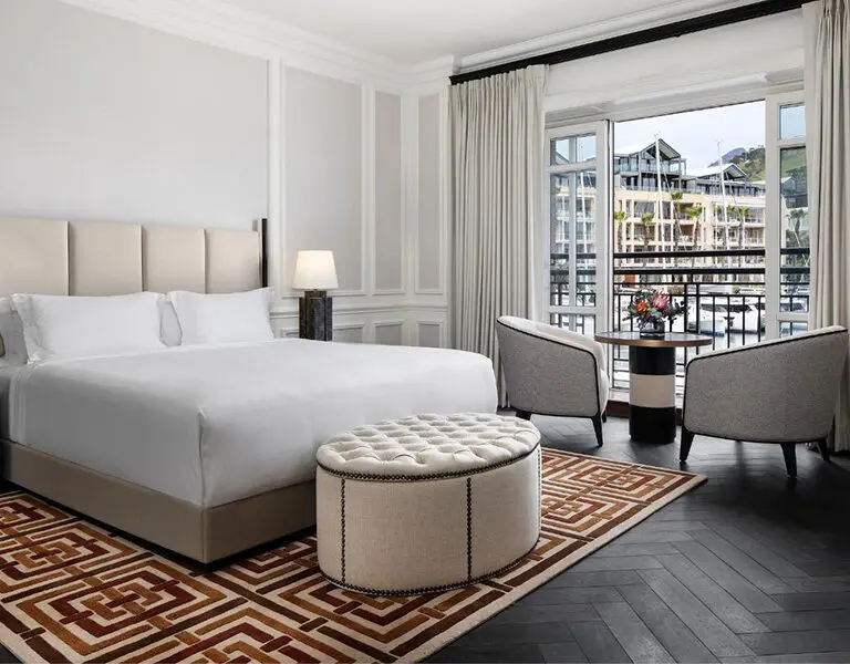 cape-grace-deluxe-mountain-view