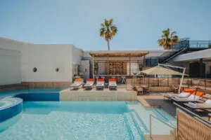 A relaxing spot next to the pool |Cape Grace Hotel.